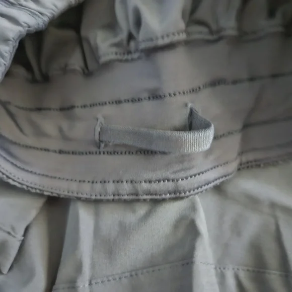 Lululemon Track That MR Short 5” Lined Navy Blue TRNV LW7AQES Women's Size 4 - Picture 2 of 5